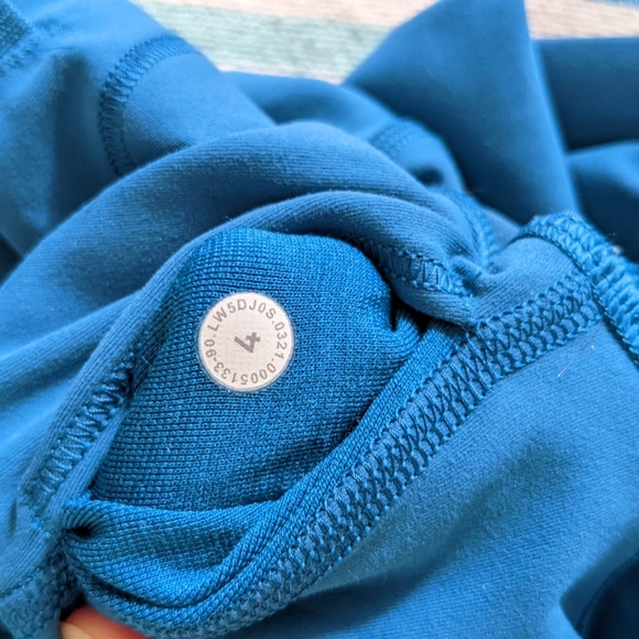 Lululemon sz 4 wunder train HR - Picture 6 of 6